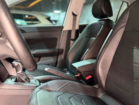 VolksWagen VIRTUS Comfort. 200 TSI 1.0 Flex 12V Aut