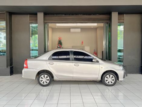 Toyota ETIOS XS Sedan 1.5 Flex 16V 4p Aut.