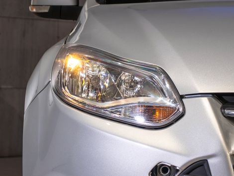 Ford Focus 2.0 16V/SE/SE Plus Flex 5p Aut.