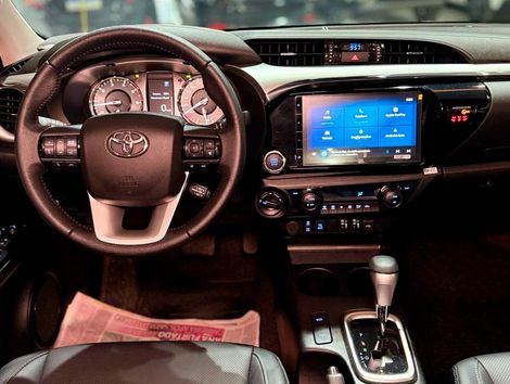 Toyota Hilux CD SRX 4x4 2.8 TDI 16V Diesel Aut.