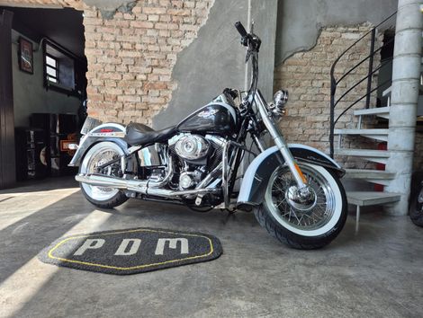 Harley SOFTAIL DELUXE  FLSTN