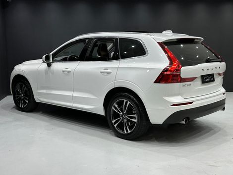 Volvo XC 60 T-5 MOMENTUM 2.0 254cv AWD 5p