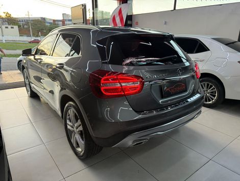 Mercedes GLA 200 Advance 1.6/1.6 TB 16V Flex Aut.