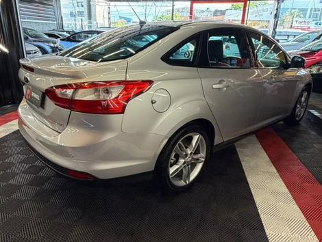 Ford Focus Sedan 2.0 16V/2.0 16V Flex 4p Aut.