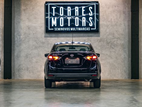 Nissan VERSA Advance 1.6 16V Flex Aut.