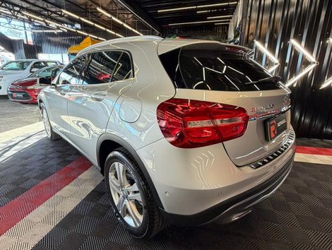 Mercedes GLA 200 Advance 1.6/1.6 TB 16V Flex Aut.