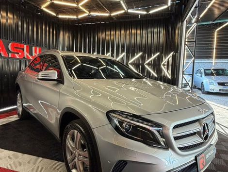 Mercedes GLA 200 Advance 1.6/1.6 TB 16V Flex Aut.