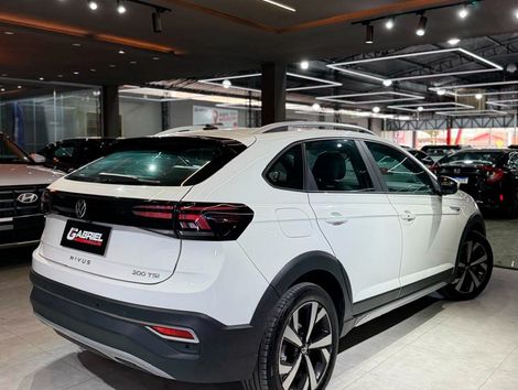 VolksWagen Nivus Highline 1.0 200 TSI Flex Aut.