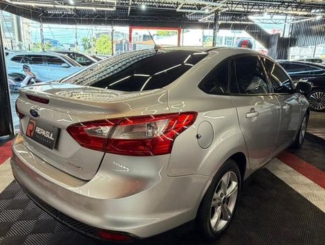 Ford Focus Sedan 2.0 16V/2.0 16V Flex 4p Aut.