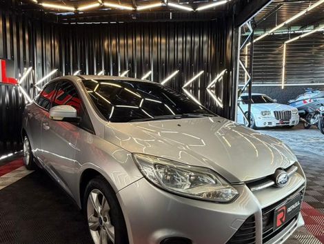 Ford Focus Sedan 2.0 16V/2.0 16V Flex 4p Aut.