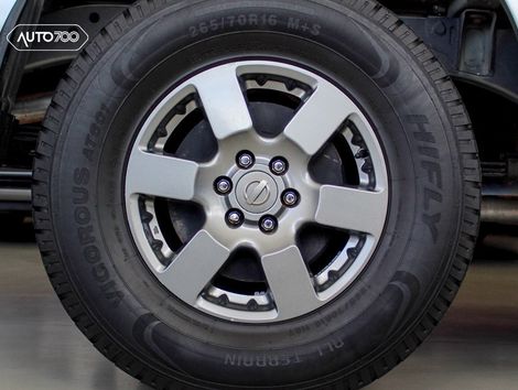 Nissan Frontier SV AT. CD 4x4 2.5 TB Dies. Aut.