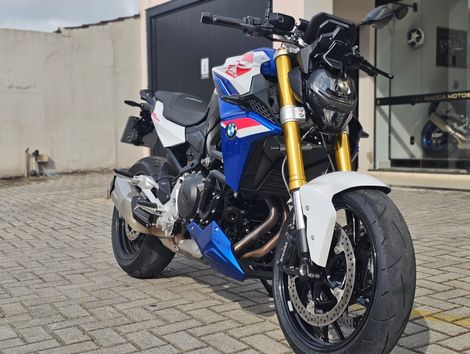 BMW F 900 R Sport Plus