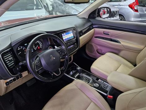 Mitsubishi OUTLANDER 3.0/ GT 3.0 V6 Aut.