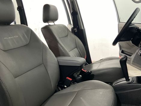 Mitsubishi Pajero TR4 2.0/ 2.0 Flex 16V 4x4 Aut.