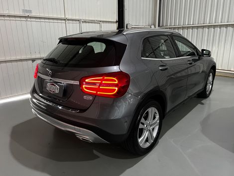 Mercedes GLA 200 Advance 1.6/1.6 TB 16V Flex Aut.