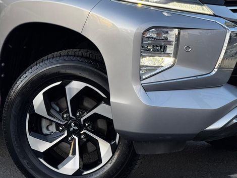 Mitsubishi Pajero Sport HPE-S 2.4  4x4 Diesel Aut.