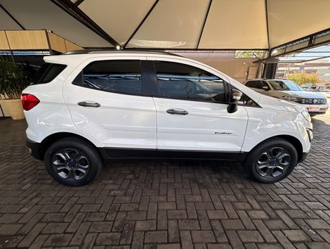 Ford EcoSport FREESTYLE 1.5 12V Flex 5p Mec.
