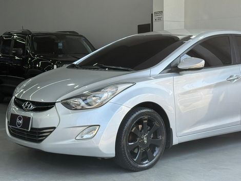 Hyundai Elantra GLS 1.8 16V Aut.