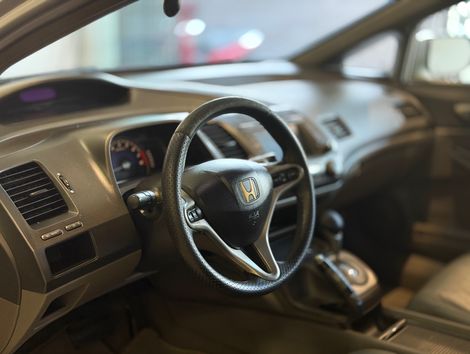 Honda Civic Sedan EXS 1.8/1.8 Flex 16V Aut. 4p