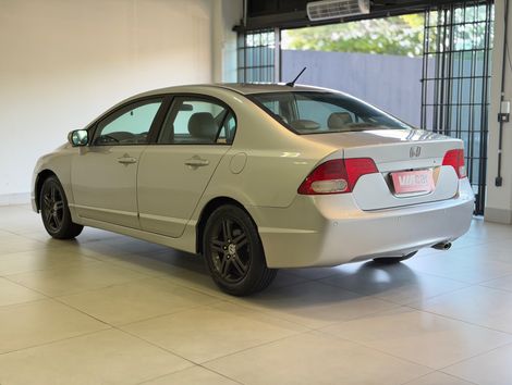 Honda Civic Sedan EXS 1.8/1.8 Flex 16V Aut. 4p