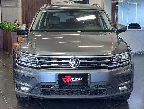 VolksWagen TIGUAN Allspac Comf 250 TSI 1.4 Flex