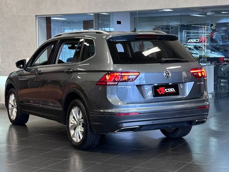 VolksWagen TIGUAN Allspac Comf 250 TSI 1.4 Flex