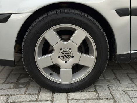 VolksWagen Saveiro Super Surf  1.8 Mi 8V 99cv