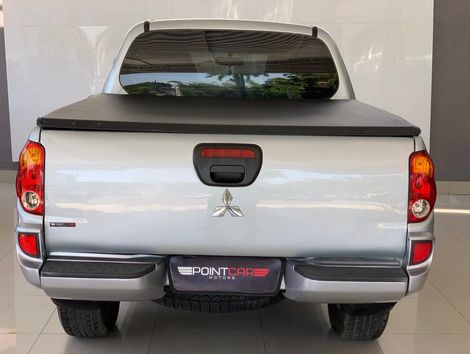 Mitsubishi L200 Triton HLS 2.4 Flex 16V CD Mec.
