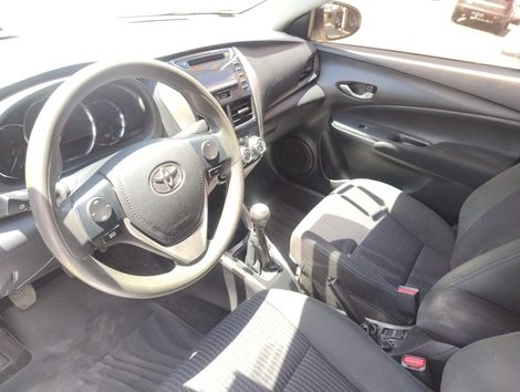 Toyota YARIS XL Sedan 1.5 Flex 16V 4p Mec.