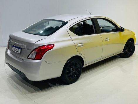 Nissan VERSA SV 1.6 16V FlexStart 4p Mec.