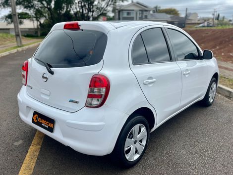 Nissan MARCH S 1.0 16V Flex Fuel 5p