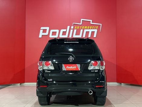 Toyota Hilux SW4 SR 4x2 2.7/ 2.7 Flex 16V Aut.