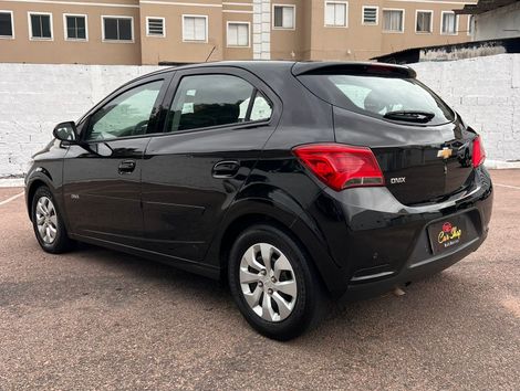 Chevrolet ONIX HATCH LT 1.0 8V FlexPower 5p Mec.