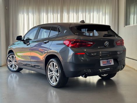 BMW X2 SDRIVE 18i 1.5 ActiveFlex 136cv Aut.