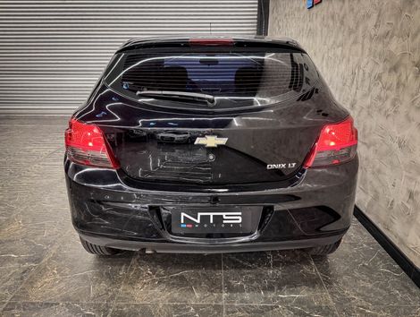 Chevrolet ONIX HATCH LT 1.0 8V FlexPower 5p Mec.