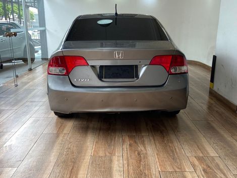 Honda Civic Sedan LXS 1.8/1.8 Flex 16V Aut. 4p