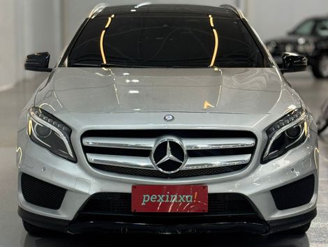 Mercedes GLA 250 Sport 2.0 TB 16V 4x2  211cv Aut.