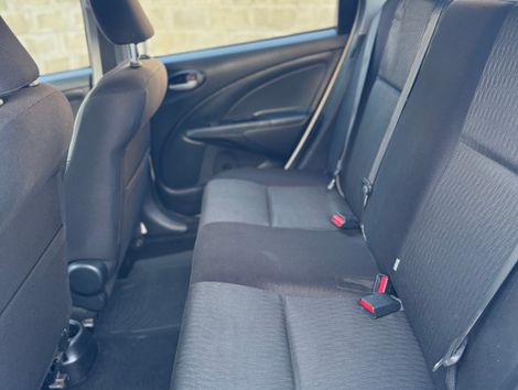 Toyota ETIOS X Plus Sedan 1.5 Flex 16V 4p Aut.