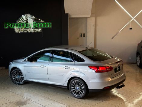 Ford Focus TITA/TITA Plus 2.0  Flex 5p Aut.