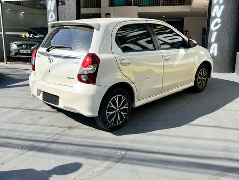 Toyota ETIOS PLATINUM 1.5 Flex 16V 4p Aut.