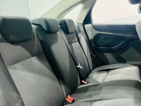 Ford Focus Sedan 1.6/1.6 Flex 8V/16V 4p Mec.