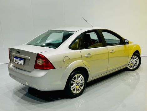 Ford Focus Sedan 1.6/1.6 Flex 8V/16V 4p Mec.