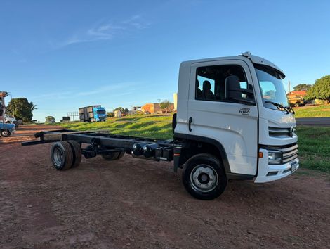 VOLKSWAGEN 11-180 Delivery 2p (diesel)(E5)