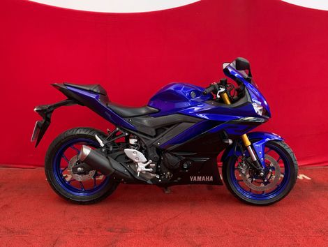 YAMAHA YZF R-3 321/ABS
