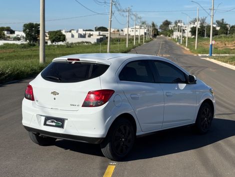Chevrolet ONIX HATCH LT 1.4 8V FlexPower 5p Mec.