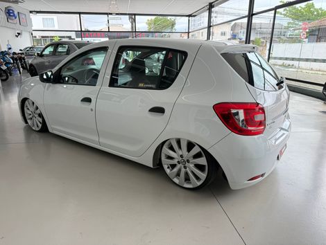 Renault SANDERO Authentique Hi-Power 1.0 16V 5p