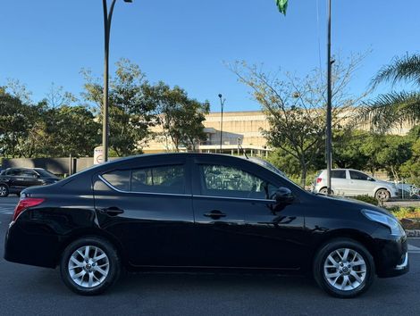 Nissan VERSA SV 1.6 16V FlexStart 4p Aut.