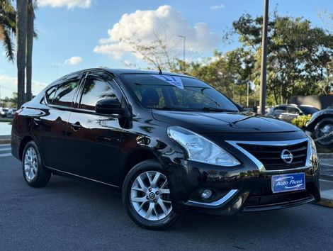 Nissan VERSA SV 1.6 16V FlexStart 4p Aut.