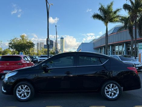 Nissan VERSA SV 1.6 16V FlexStart 4p Aut.