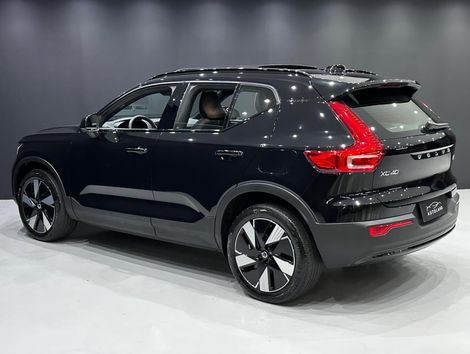 Volvo XC 40 Recharge Plus (Elétrico)